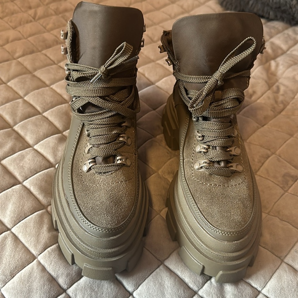 Zara combat boot - Picture 2 of 3